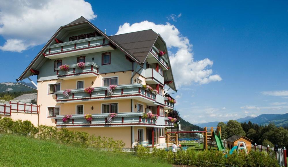 Hotel Neuwirt Ramsau am Dachstein Eksteriør bilde
