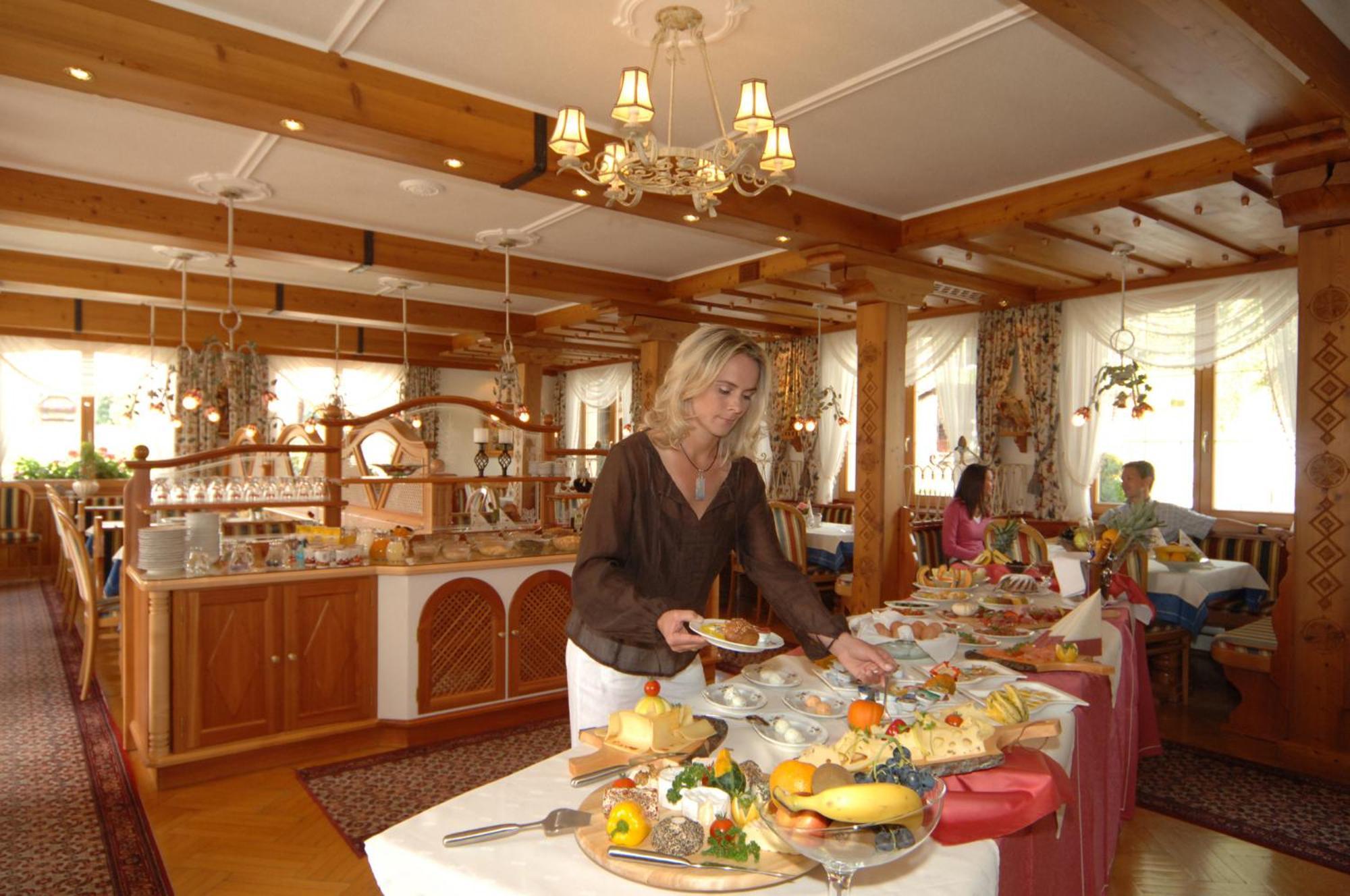 Hotel Neuwirt Ramsau am Dachstein Eksteriør bilde